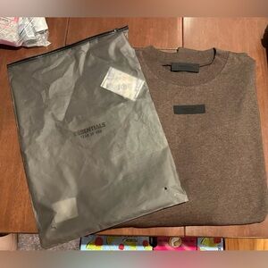 Fear of God Essentials t-shirt